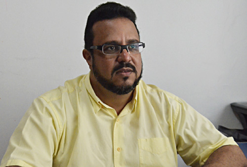 Secret&aacute;rio Rodrigo Metelo recomenda para n&atilde;o deixar a documenta&ccedil;&atilde;o para &uacute;ltima hora. Foto: Luan Dourado/GazetaMT