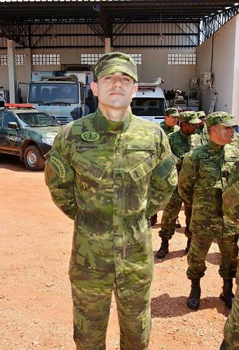 Tenente , havia atuado no Grupo Especial de Seguran&ccedil;a na Fronteira (Gefron).
