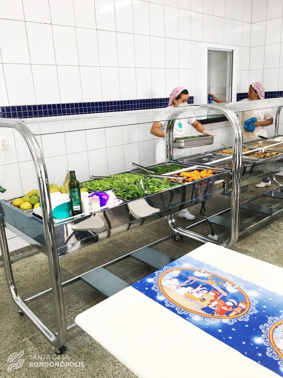 Na Santa Casa s&atilde;o preparadas uma m&eacute;dia de 47 mil refei&ccedil;&otilde;es por m&ecirc;s. Foto: divulga&ccedil;&atilde;o.