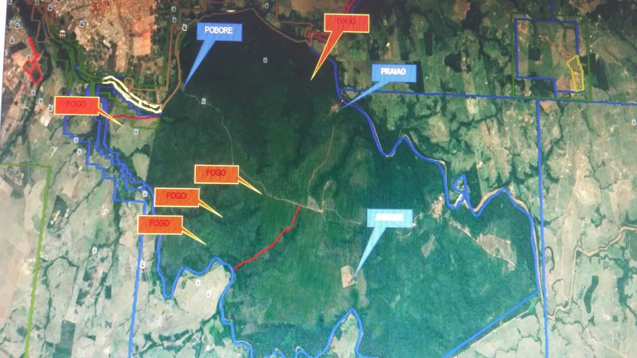 Mapa indicando os focos de incêndio na aldeia. Foto: Corpo de Bombeiros