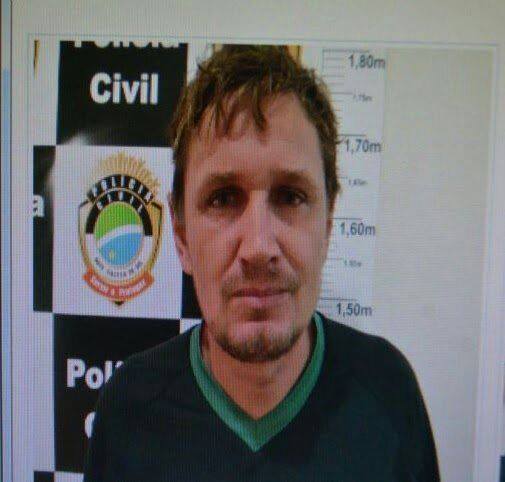 Suspeito detido com três mandados de prisão em aberto. Foto: Olimar Gamarra,Site Rio Brilhante News.