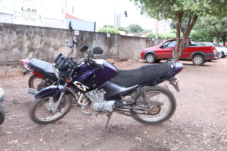 Motocicleta utilizada em dois roubos Foto: Messias Filho Gazeta MT