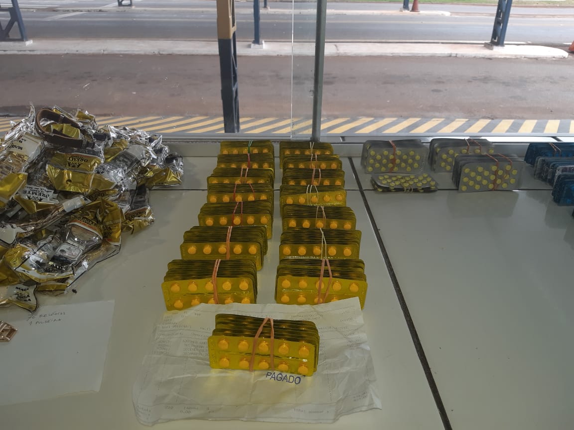 Parte da carga apreendida pela PRF. (Foto: divulga&ccedil;&atilde;o PRF/MT)