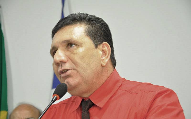 Juvenal Pereira Brito, o Ná, prefeito de Pedra Preta. Foto: Reprodução