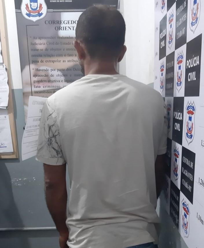 O suspeito foi preso em casa no bairro Campo Verde. (Foto: divulga&ccedil;&atilde;o PM/MT)