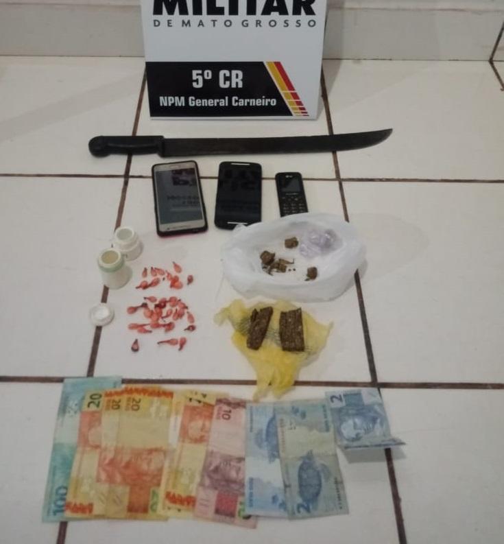 Materiais apreendidos pela pol&iacute;cia. (Foto: divulga&ccedil;&atilde;o PM/MT)