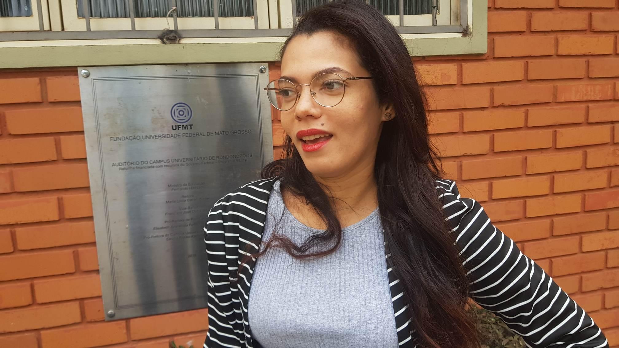 &ldquo;&Eacute; muito importante checar, antes de qualquer coisa, pois quando voc&ecirc; duvida, j&aacute; &eacute; algo importante", alerta a palestrante, Admeire Sundstron - Foto Denilson Paredes/GMT