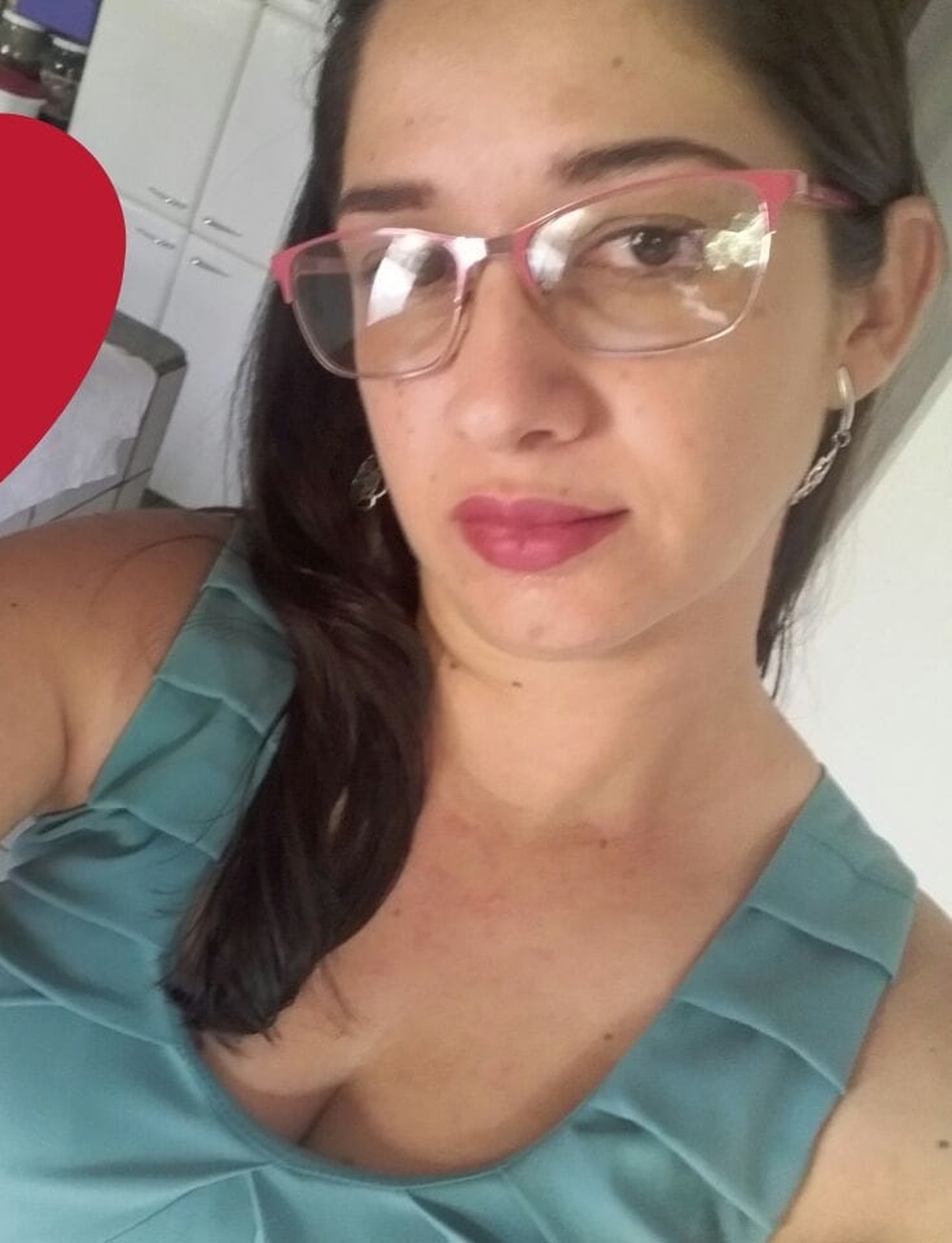 Silvana Peixoto  ficou presa embaixo da caminhonete, sem uma das pernas. (Foto: Arquivo pessoal)