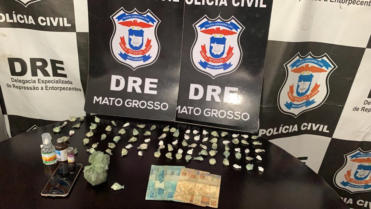 Materiais apreendidos pela equipe da DRE durante a a&ccedil;&atilde;o policial. (Foto: divulga&ccedil;&atilde;o PJC/MT)