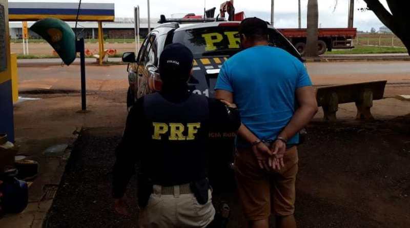O suspeito viajava para visitar familiares em Mato Grosso. (Foto: divulga&ccedil;&atilde;o PRF/MT)