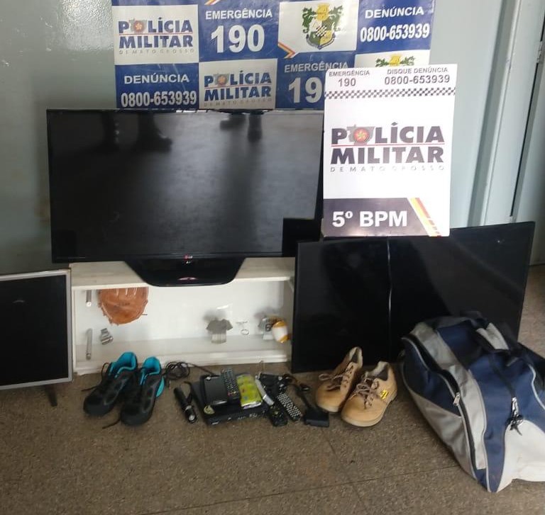 Objetos recuperados pela Pol&iacute;cia Militar de Rondon&oacute;polis. Foto: Reprodu&ccedil;&atilde;o