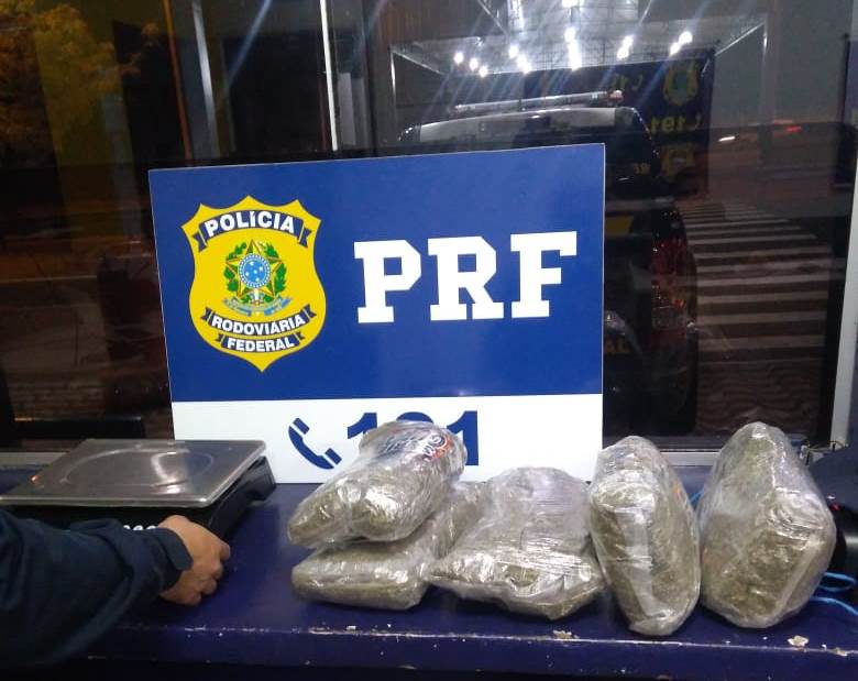 Droga apreendida. Foto: PRF/ Rondon&oacute;polis