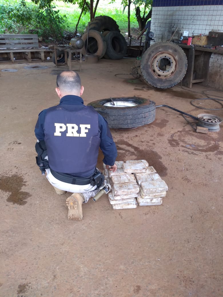 Droga apreendida pela PRF em Alto Gra&ccedil;as. Foto: PRF