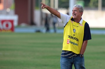 [Sinomar Naves no Remo]