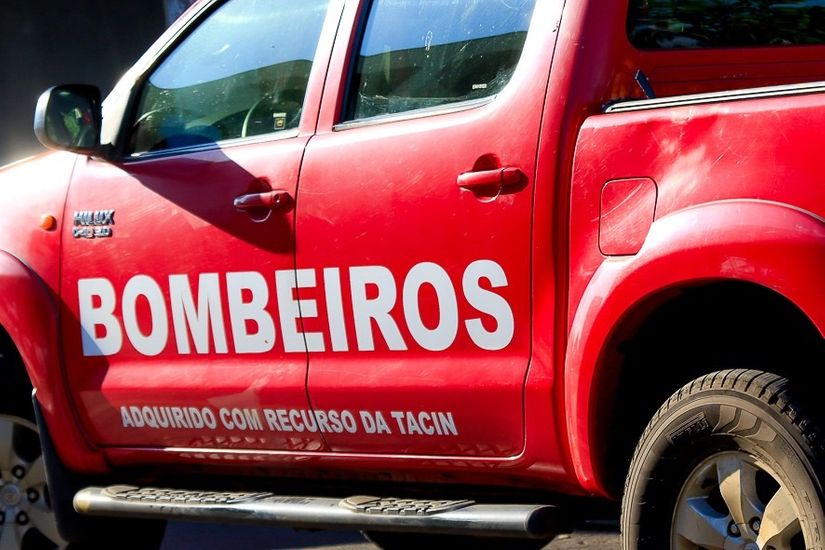 Homem tenta matar irmão com machado no interior de MT