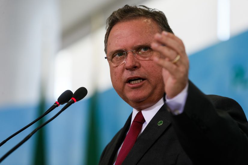 Sem pretensão política, Blairo Maggi é sondado para apoio