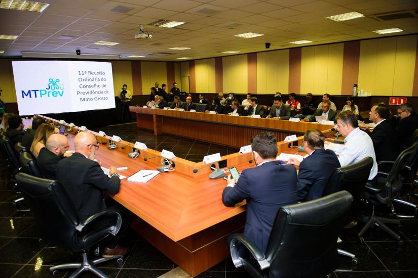 Conselho aprova mesmas regras federais para servidores do estado