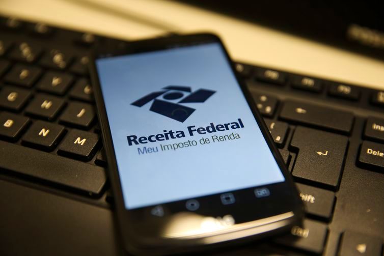 Receita paga hoje as restituições do lote residual de janeiro do IRPF