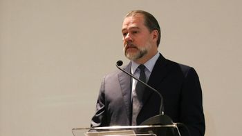 Toffoli diz que fake news já fazem parte do processo eleitoral no país