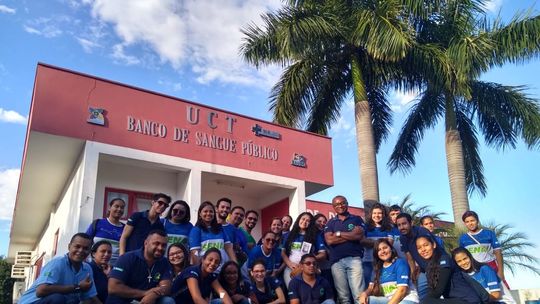 Hemocentro recebe alunos do Senai para visita na unidade