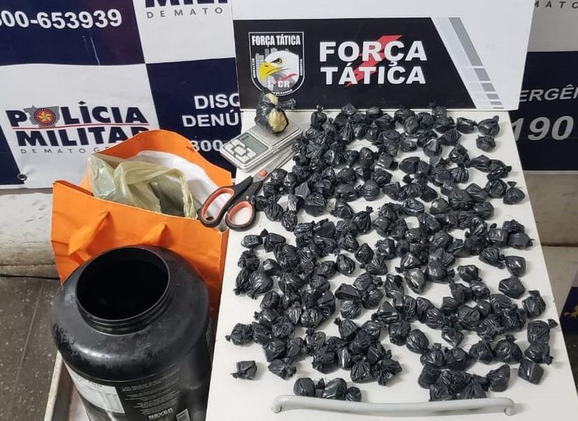 Traficante é flagrado pela PM com mais de 180 porções de pasta base