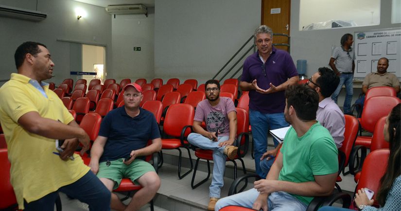 Aprovados no Concurso Público garantem participação na Sessão do Legislativo