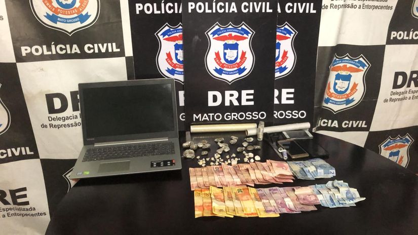 Jovens são presos em boca de fumo desarticulada pela Polícia Civil