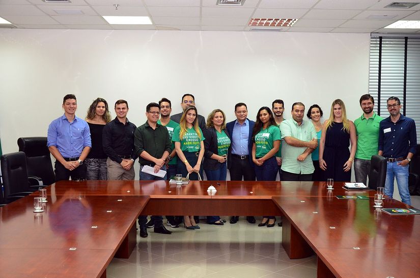 Botelho recebe defensores e discutem aprovação de emendas na PEC 10