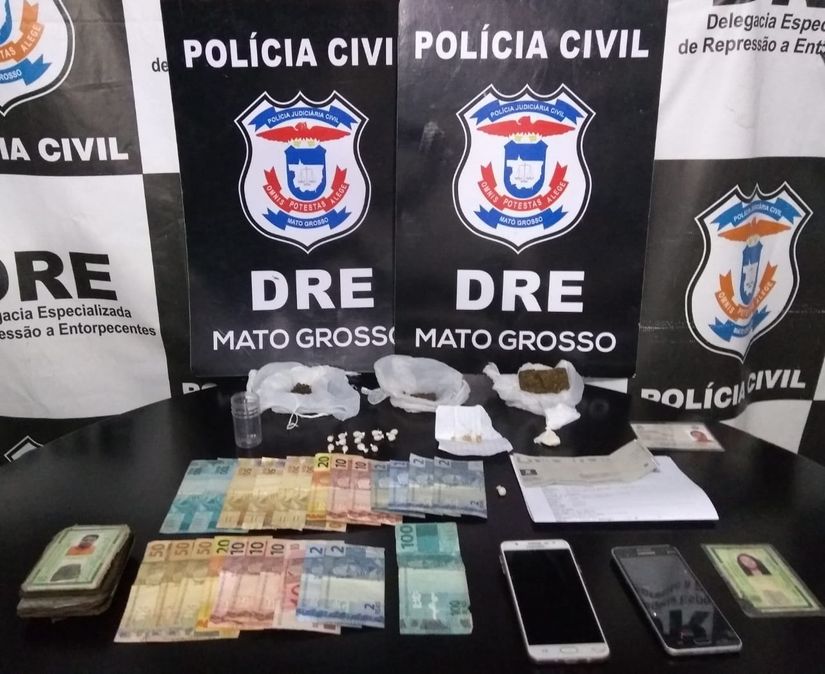 Suspeitos de vender drogas em salão de beleza são presos