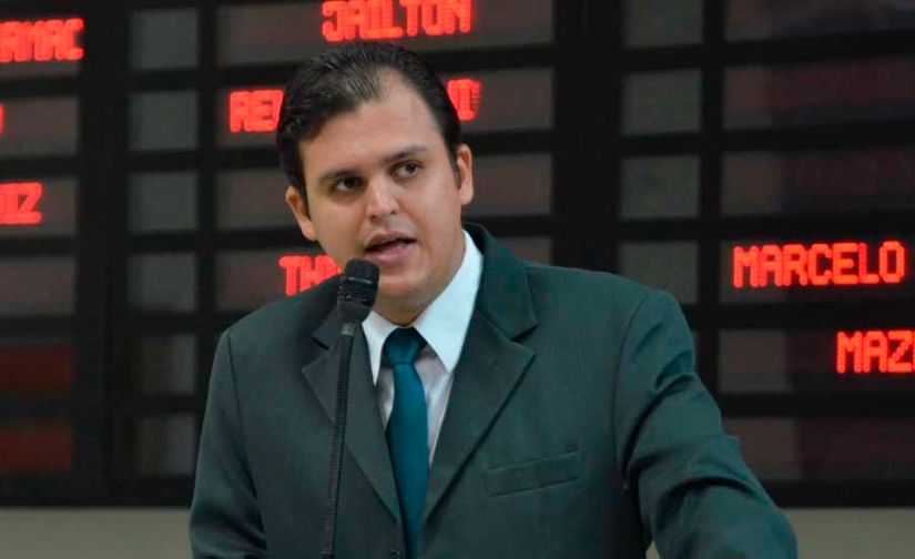 Vereador Thiago Silva é o que mais apresentou projetos de lei na atual legislatura