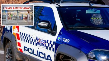 Criminosos armados invadem lojas Americanas e fogem levando 34 celulares 