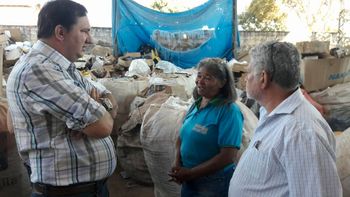 Deputado incentiva o associativismo e destina emenda para catadores de Várzea Grande