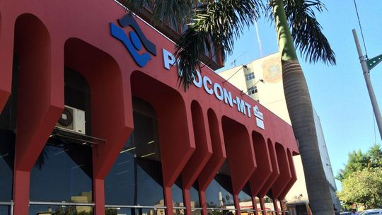 Energia elétrica continua na liderança do ranking do Procon Estadual
