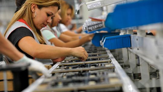 Economistas se surpreendem com resultado do PIB, mas mantêm cautela