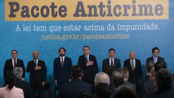 Bolsonaro: criminoso é quem deve temer a lei, não o cidadão