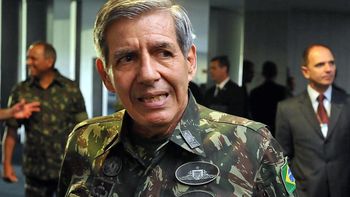 General Heleno defende uso de atiradores de elite contra criminosos