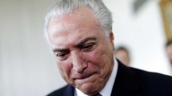 Temer fica em silêncio durante interrogatório na Polícia Federal