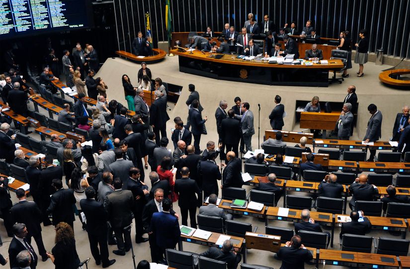 Câmara deve apreciar nesta semana cessão onerosa e Cadastro Positivo