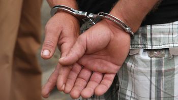 Pai é preso por estuprar e engravidar filha de 11 anos