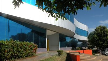 Receita municipal tem dever de garantir funcionamento de empresas dentro da legalidade
