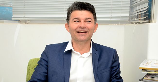 Medeiros desiste do PRTB e deve permanecer no Podemos