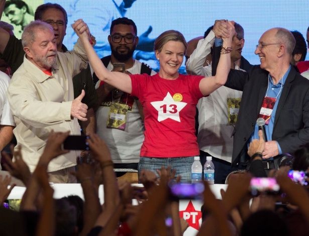PT define Gleisi Hoffman como presidente nacional do partido