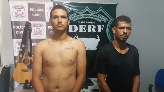 Dupla é presa suspeita de vários roubos a residência