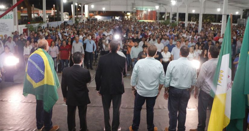 Mais de 7500 pessoas participam da palestra do deputado Jair Bolsonaro 