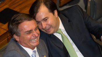 Bolsonaro se reúne hoje com Maia, embaixadores e governadores
