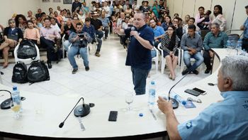 Estado conclui 2.220 km de asfalto e fortalece parcerias com prefeituras