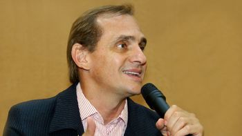 Wilson Santos responde disparo de Janaína sobre homologação de delação da Seduc