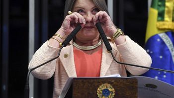 Selma chora e se defende em pronunciamento no Senado