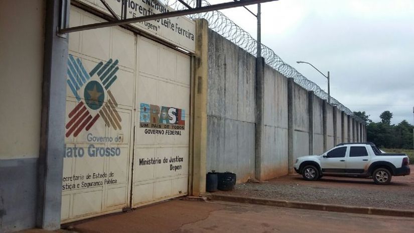 Detento é encontrado enforcado dentro de cela do presídio Ferrugem 