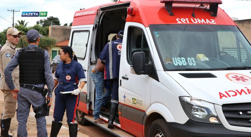 Homem agride irmão com machadada na cabeça durante discussão em Rondonópolis